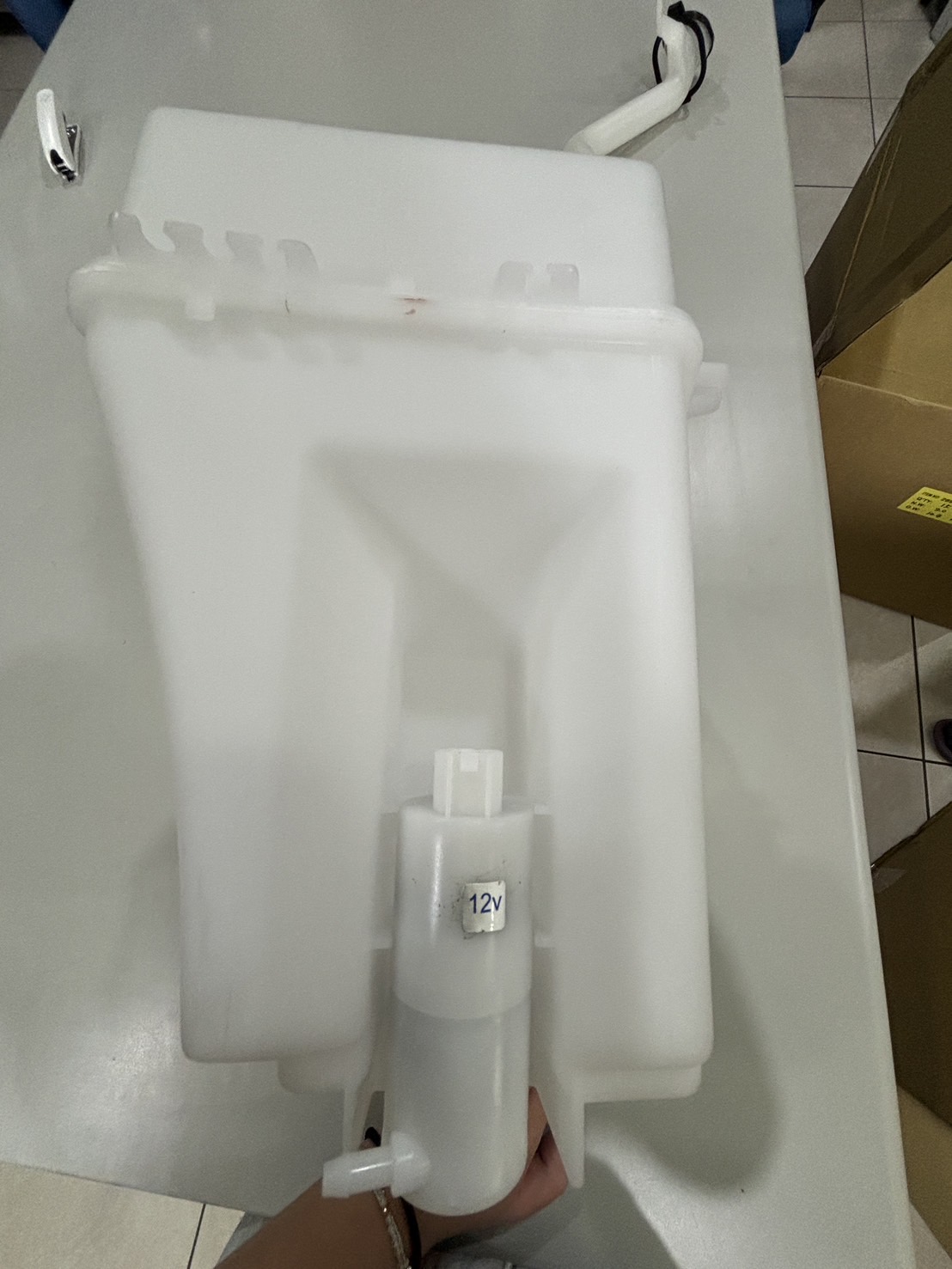 清洗液儲液罐 WASHER FLUID RESERVOIR FOR NISSAN-OE:28910-EL400-28910-EL400